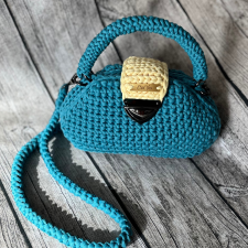 blue crochet bag