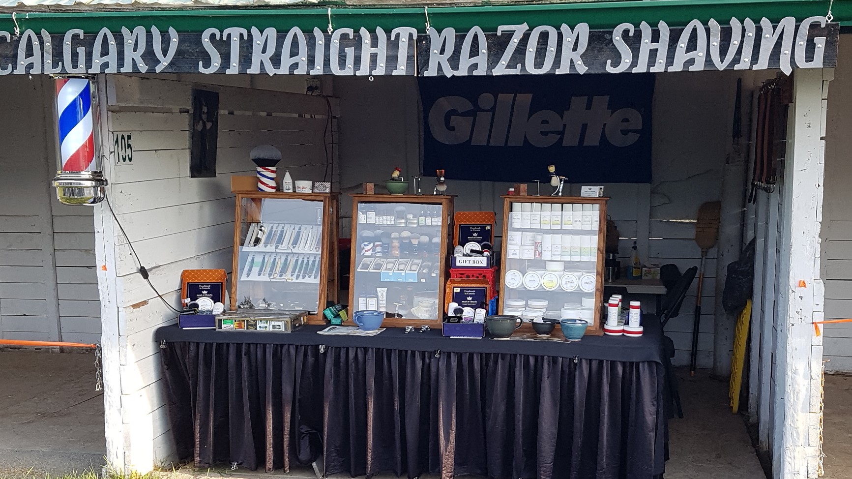 CalgaryStraightRazor2